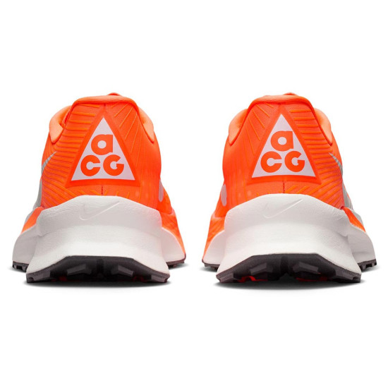 Nike ACG Ultrafly 2